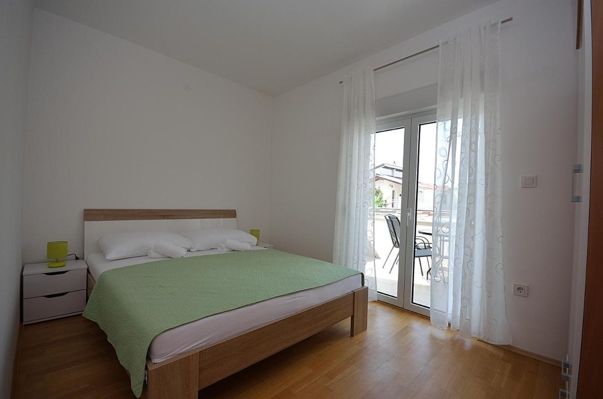 Mila Apartment Vodice Exterior photo